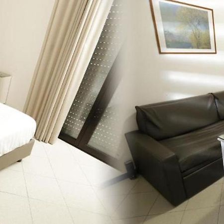 Gabbiano Apartments ริมินี ภายนอก รูปภาพ