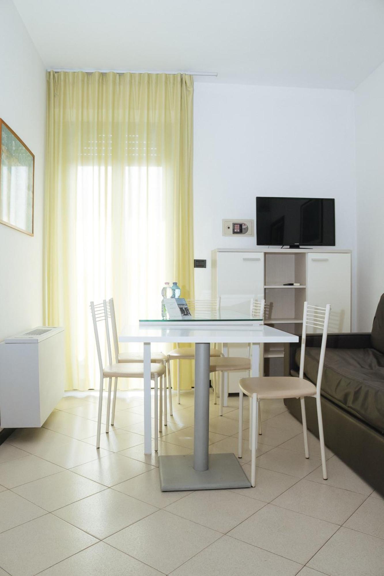 Gabbiano Apartments ริมินี ภายนอก รูปภาพ