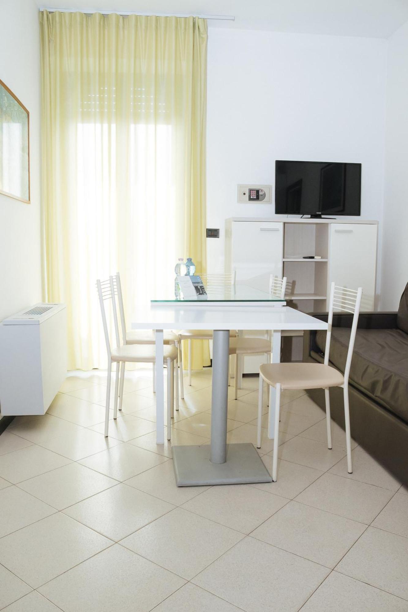 Gabbiano Apartments ริมินี ภายนอก รูปภาพ