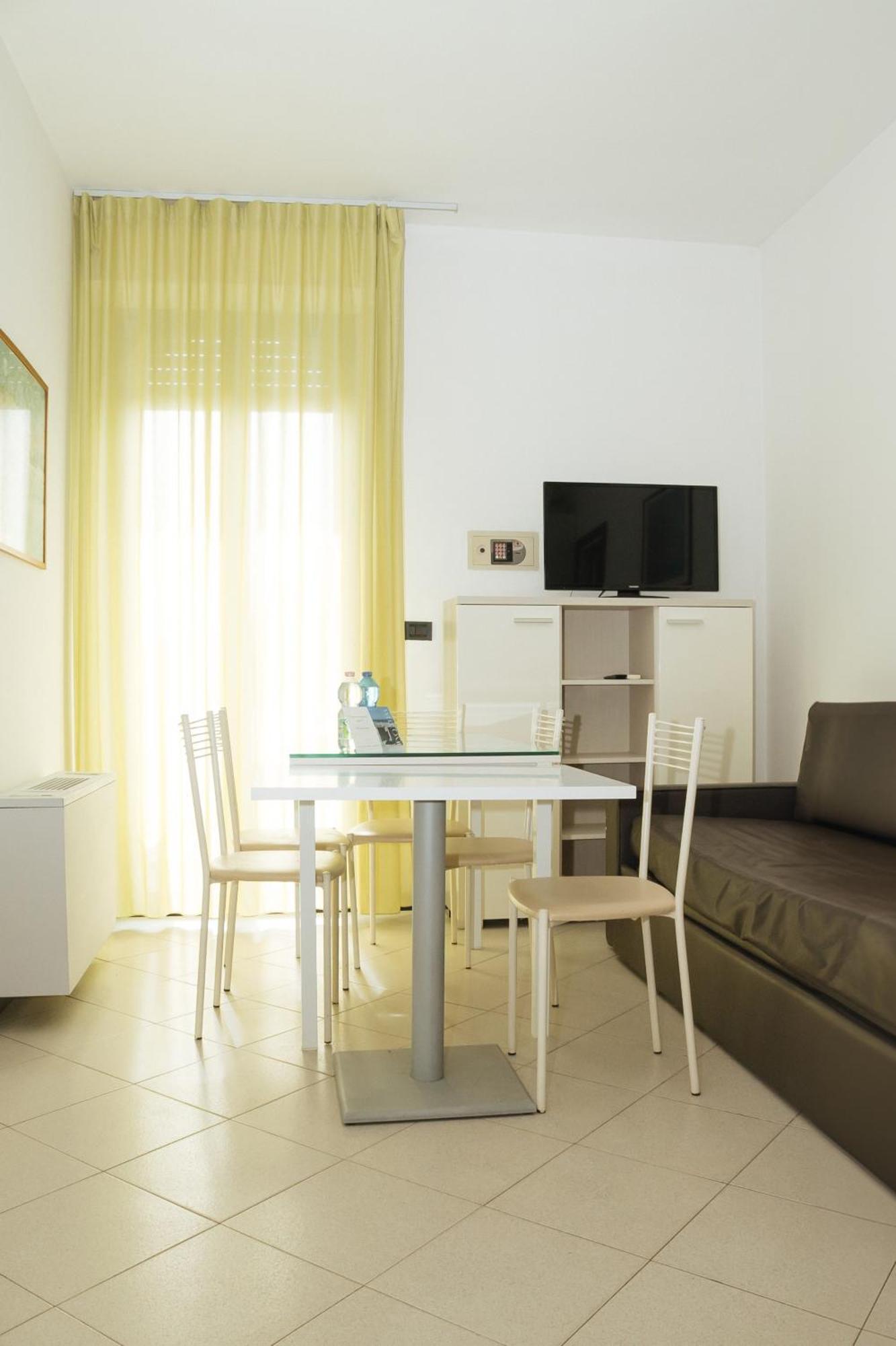 Gabbiano Apartments ริมินี ภายนอก รูปภาพ